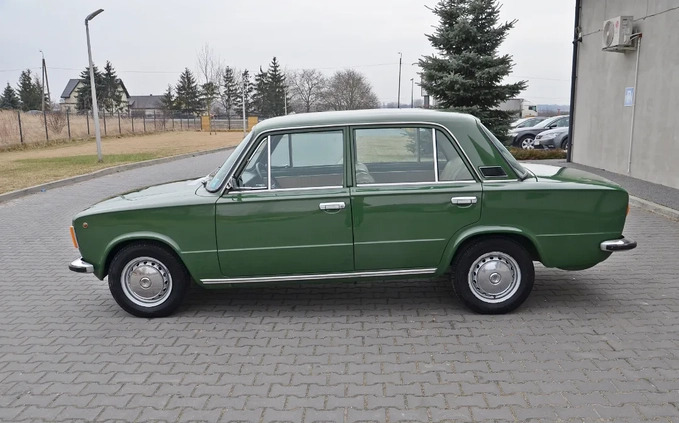 Fiat 124 cena 33700 przebieg: 64500, rok produkcji 1971 z Debrzno małe 704